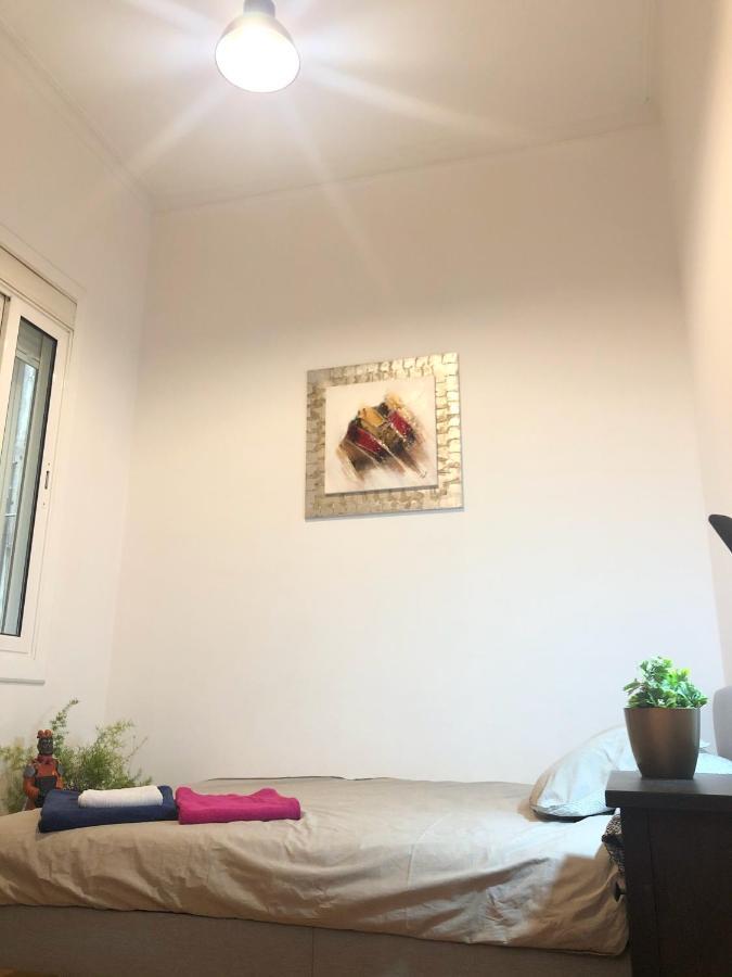 Eixample Apartments - Pova บาร์เซโลนา ภายนอก รูปภาพ